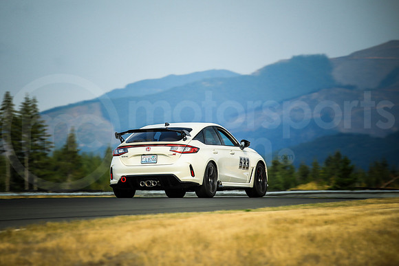 533H_HODAVANTS_MCMD_2024_0809-3